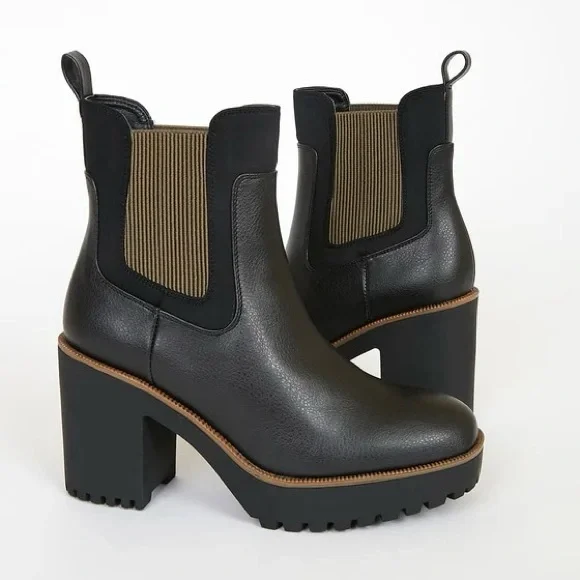 Chinese Laundry Good Day Black Platform Ankle Boots - Size 5.5/36 - Picture 2 of 7